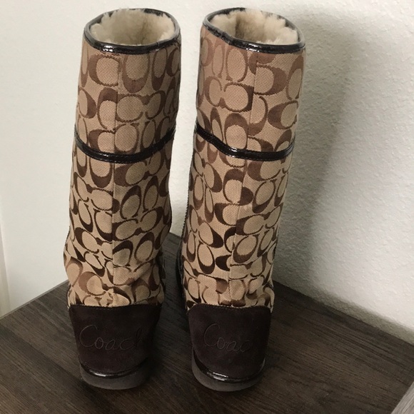 Coach Logo Boots - Picture 4 of 5